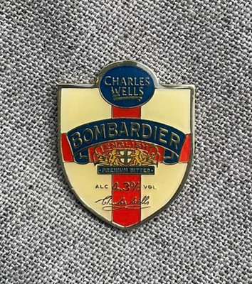 Charles Wells Bombardier Bitter Beer Ale Pin Anstecker