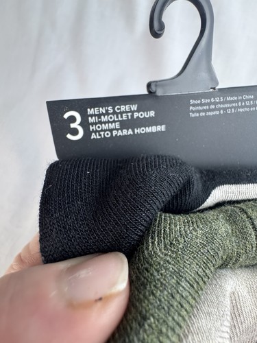 NWT GoldToe Edition Mens Crew Socks Assorted, 3 Pack-Lobsters/Island/Blueridge - Picture 3 of 6