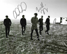 * COLLECTIVE SOUL * signed 8x10 photo * ED, DEAN, WILL, JOHNNY & JESSE * COA *