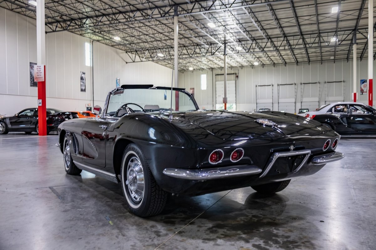 1962 Black Chevrolet Corvette   | C1 Corvette Photo 3