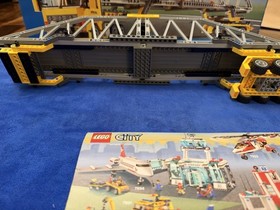 LEGO City Town 7900 Heavy Loader Schwertransporter (Modern Day)