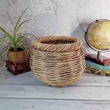 Large Woven Willow Basket Storage Plant Logs Farmhouse Shabby Versatile Cottage 