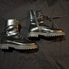 Thursday Everyday Women's Combat boots Black Leather Size 7.5 - VERY GOOD