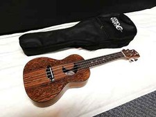 Luna Exotic Caidie Concert UKULELE nuovo UKE con Gigbag - Crescent Moon