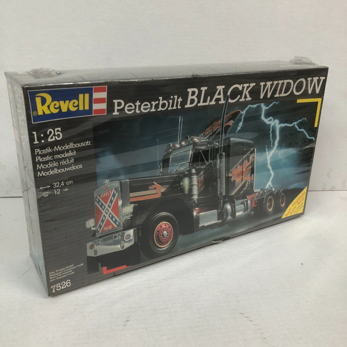 プラモデル　Revell 1/25 PETER BILT 359 revell-peterbilt-359-125-scale-model-kit | Auto World Store