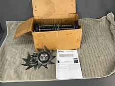 New/NOS Mantis Tiller Lawn Dethatcher Attachment Set 5222 + 2  Blades (1)
