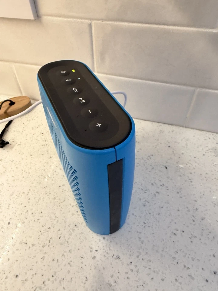 BOSE 415859 Soundlink Colour Bluetooth Speaker Blue - Working Order With Lead - Image 4 of 4