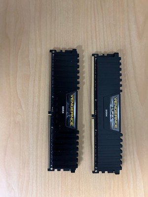 Corsair Vengeance LPX - 32GB (2x16GB) DDR4 3000mhz Memory Kit