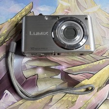 Cámara digital Panasonic Lumix DMC-FS8 10 MP plateada SIN BATERÍA/sin cargador sin probar