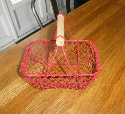 PETIT PANIER EN METAL ET BOIS - Photo 1/4