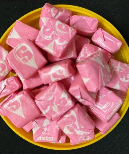 Starburst ALL STRAWBERRY Fruit Chews BULK Candy - 1/2 POUND BAG BULK CANDY - Picture 2 of 3