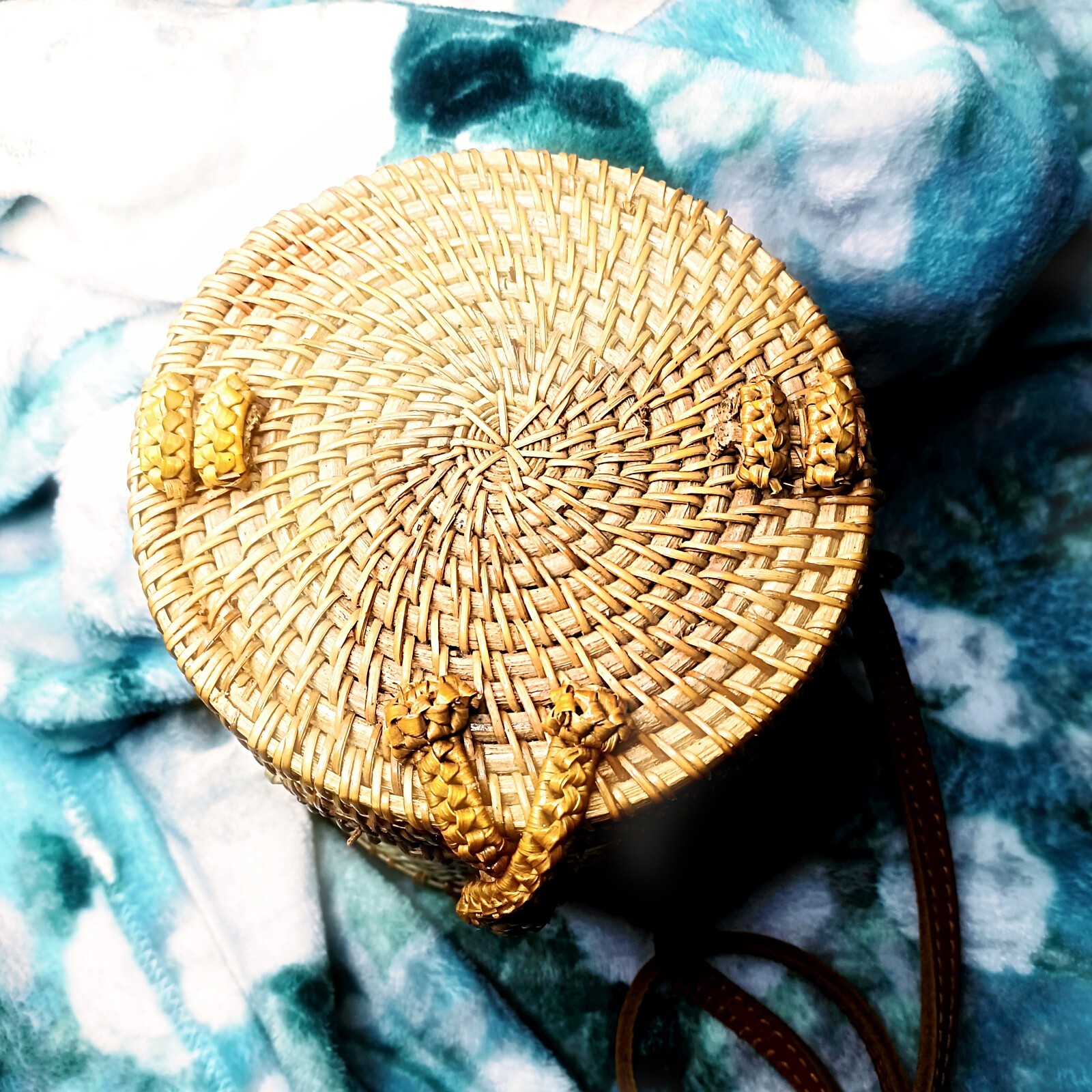 Rattan Picnic Basket Purse Gem