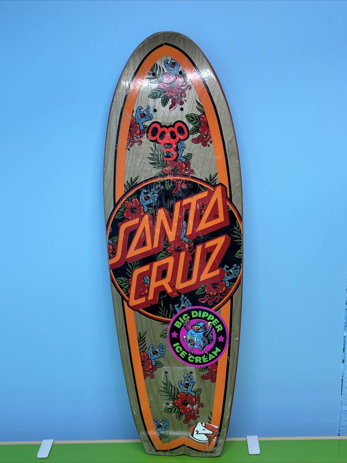 SANTA CRUZ CRUISER SCREAMING HAND VACATION DOT 9 X 28 SHARK 
