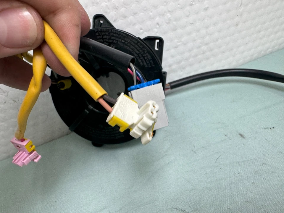 02-03 Saturn Vue Steering Wheel Spiral Reel Cable Clock Spring 15298229 - Image 4 of 4