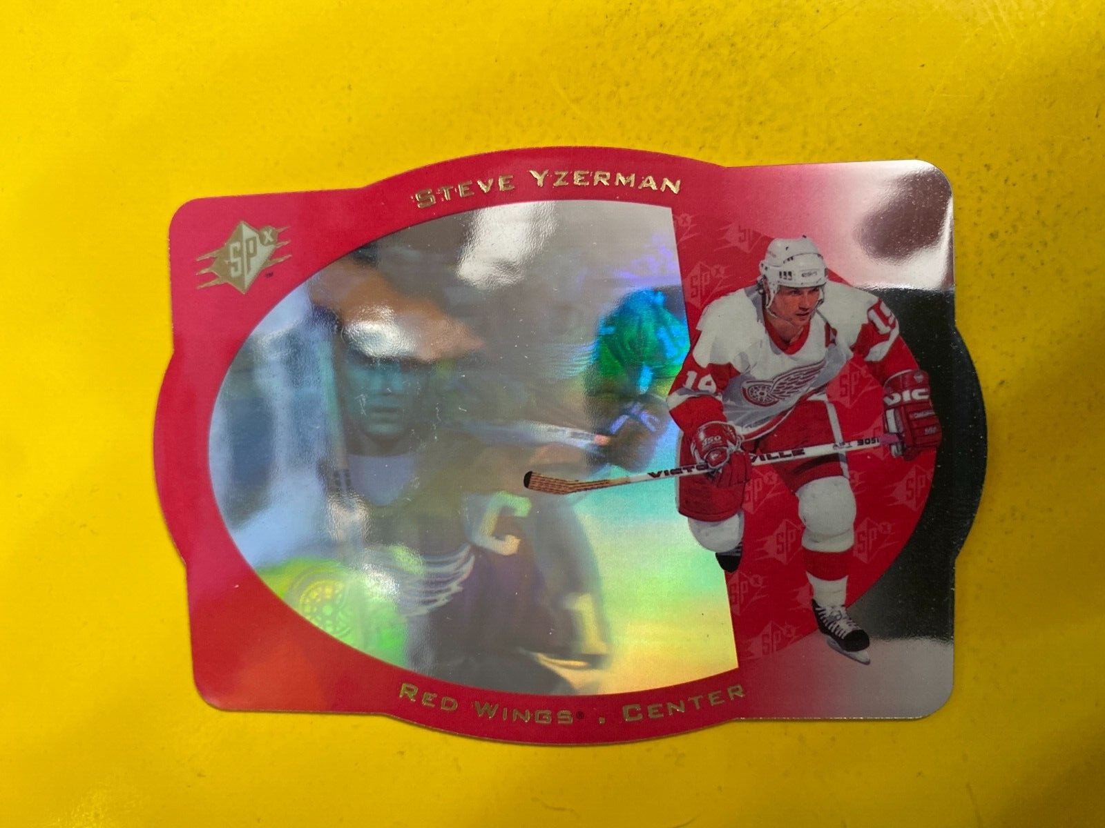 55591 	1996-97 SPx #8 Peter Forsberg