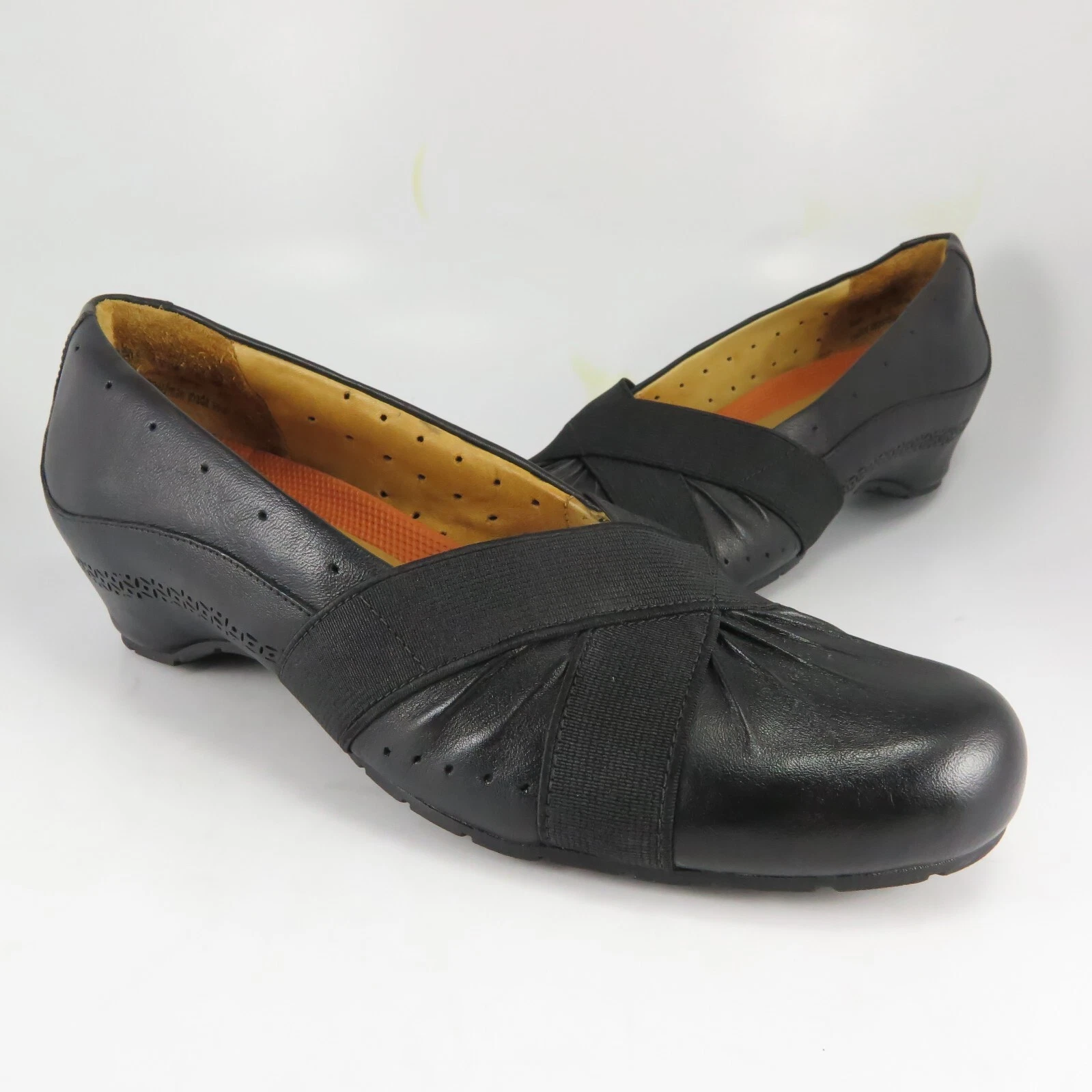 Mocassini Clarks abito destrutturato zeppa donna taglia 7 5M pelle nero tacco 1 5"