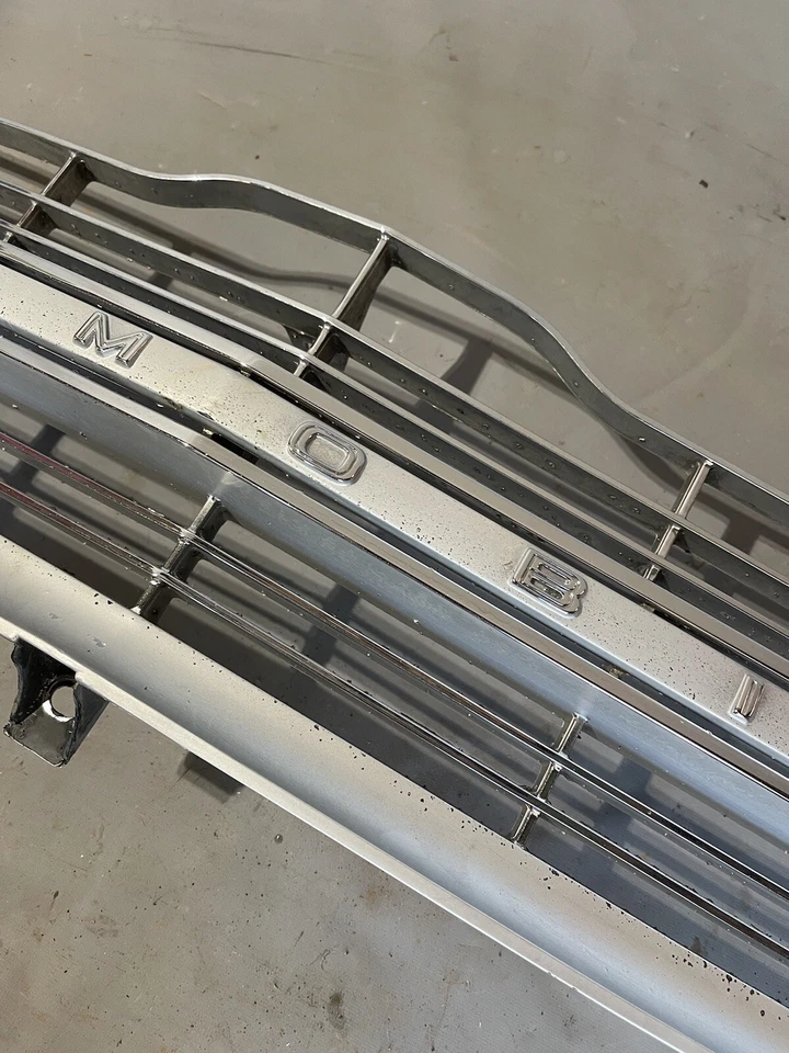 Oldsmobile Cutlass 442 F85 Vista Cruiser 1965 parrilla 65 OEM GM parte delantera Foto 4 de 4