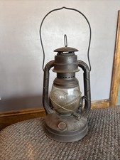 Dietz Little Wizard kerosene lantern Antique Kerosene Barn Lantern New York USA