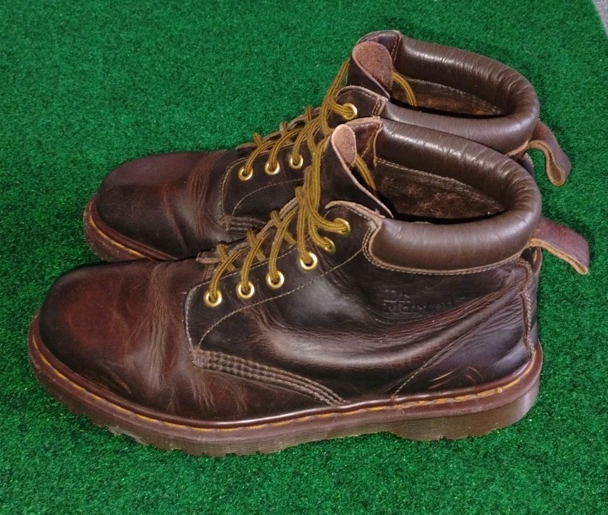 VINTAGE DR. DOC MARTENS Y2K 1990'S LACE UP MEN'S ANKLE BOOTS 10M ENGLAND thumbnail 3