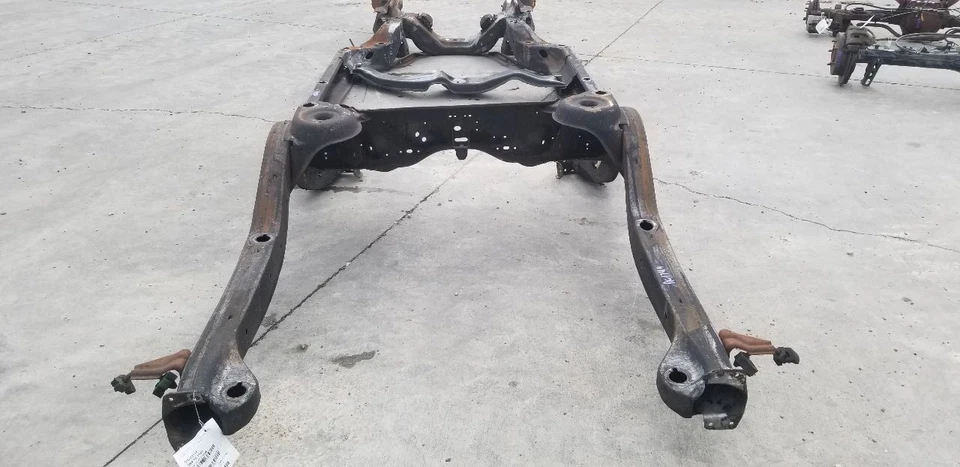 95 CHEVY IMPALA SS COMPLETE FRAME ASSEMBLY - Image 4 of 4