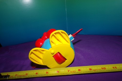 FISHER PRICE HUMPTY DUMPTY #736 PULL TOY WITH SPINNING HAND NICE VINTAGE TOY - Picture 6 of 6