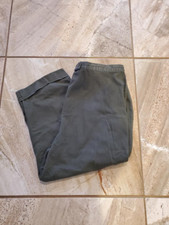 Faded Glory Women Size 18W Flat Front Cuffed Capri Pants Olive Green