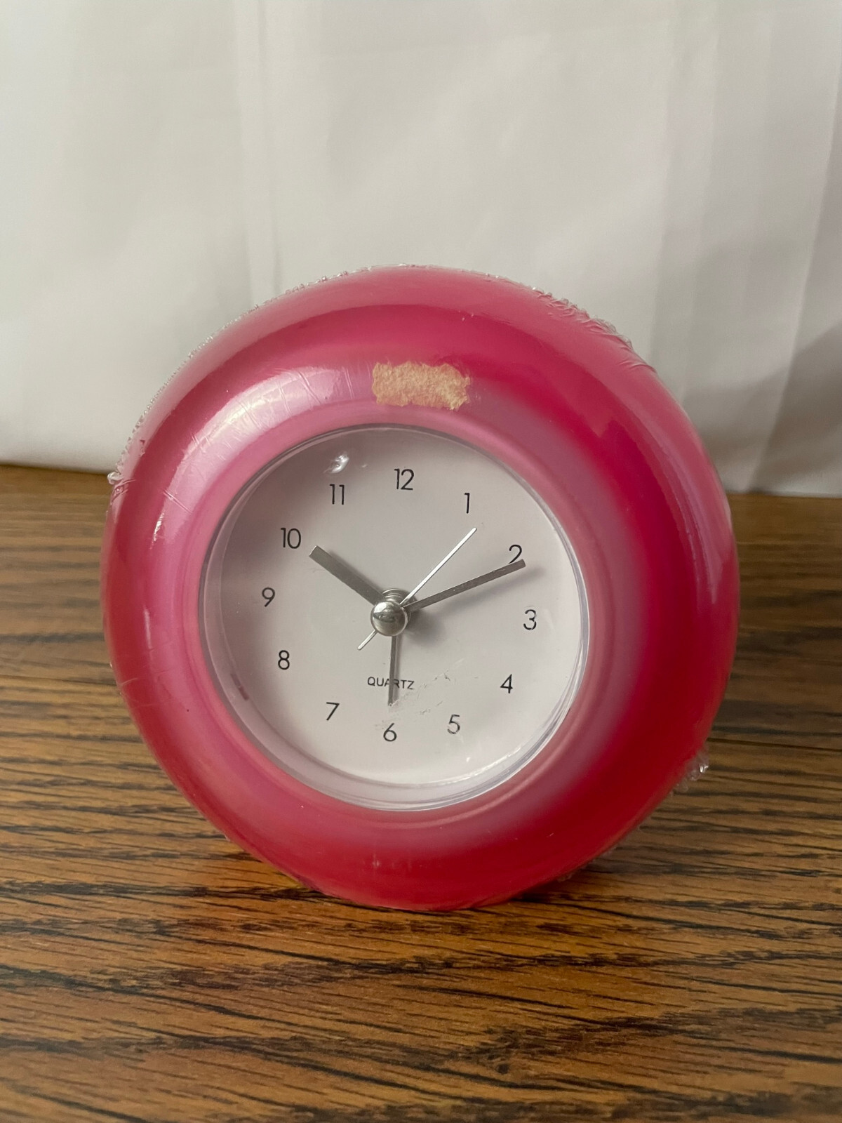 PINK Equity Round Quartz Alarm Clock Modern Retro Desk Decor NEW Battery Operat
