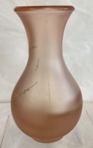 Viking USA Soft Pink Satin Glass Bud Vase With Floral Design 6" Tall Vintage - Picture 4 of 7