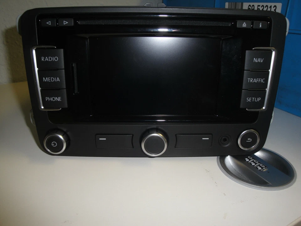 Vw Rns 315 Dab+ Navigation System Navi 3C0035279M with Map V11 Western Europe - Image 2 of 4