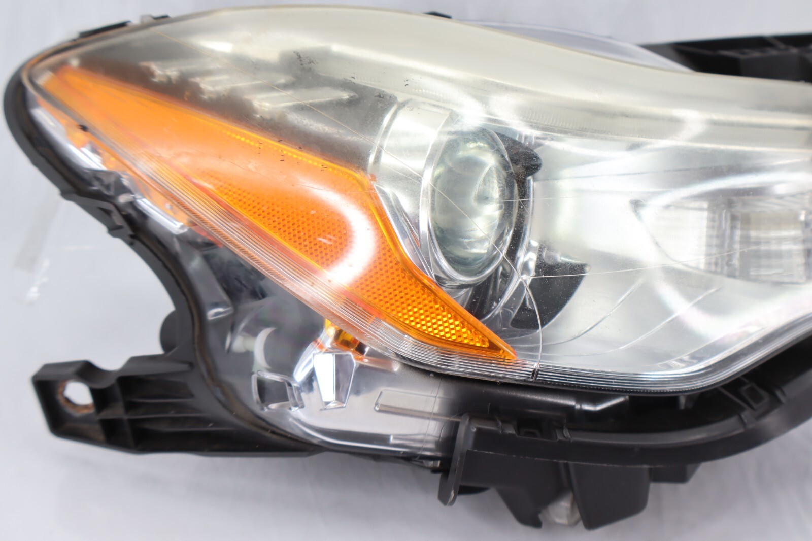 ✅ 2014-2017 MASERATI QUATTROPORTE Front Right Side Head Light Lamp OEM 89102324