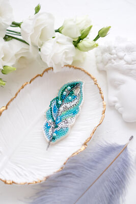 DIY Jewelry making kit ''Light feather'', Seed beaded brooch, Bead Embroidery Kit