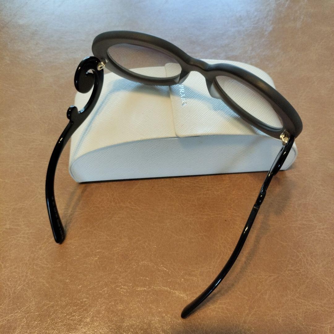 PRADA Minimal Baroque Sunglasses HYDE Model from japan - Gem