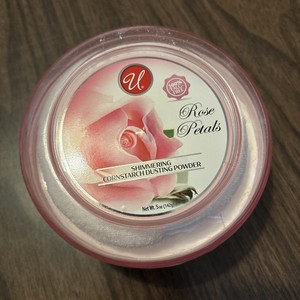 Universal Rose Petals Shimmering Talc-Free Cornstarch Body Powder Pink Rose 5 oz