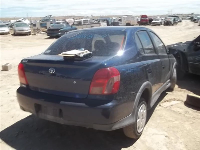 Pinza de freno de disco delantera izquierda usada se adapta a: Toyota Echo 2002 grado delantero izquierdo Foto 3 de 4