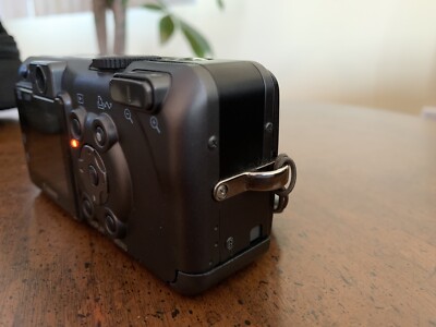 Canon PowerShot S70 7.1 Megapixels Digital Camera (PC1087 Canon PowerShot S70 7.1 Megapixels Digital Camera (PC1087
