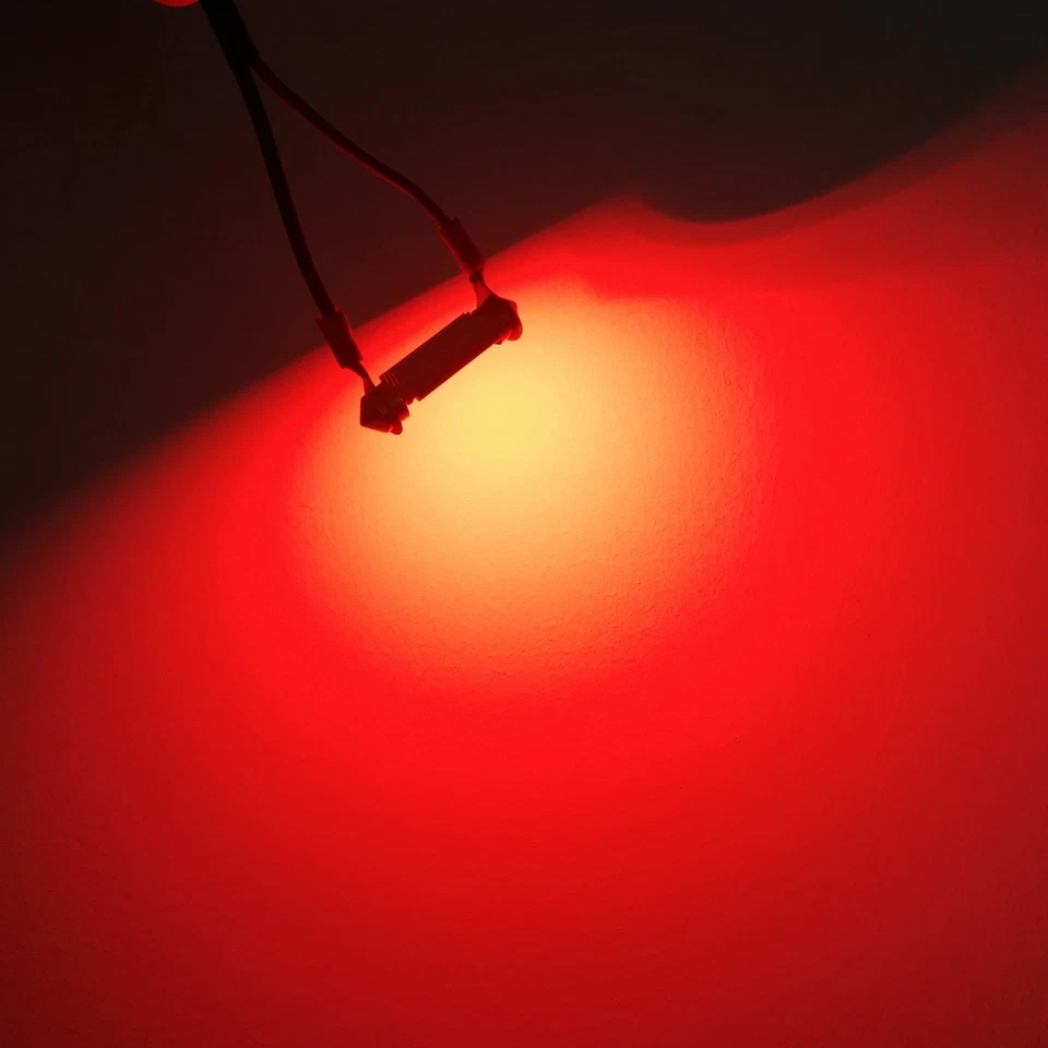 Lámpara de parada de montaje alto central Allá Lighting 3-LED 577 3ª bombilla de freno roja 2 piezas Foto 2 de 4