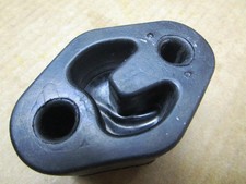 Oem 1999-2004 Ford Mustang Rubber Exhaust Pipe Hanger Holder Mount Xr33-5a262-aa Oem 1999-2004 Ford Mustang Rubber Exhaust Pipe Hanger Holder Mount Xr33-5a262-aa
