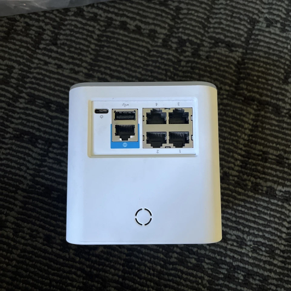 Ubiquiti AmpliFi HD Mesh Wi-Fi Router [NO ADAPTER] - Image 3 of 4