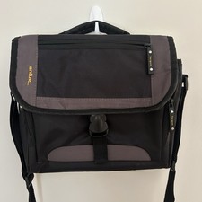 Targus Messenger 11  Dual Tablet/iPad/laptop Bag w/Shoulder Strap Heavy Duty