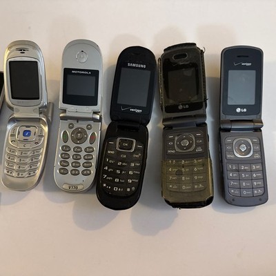 Lot of 7 Vintage Cell Phones Motorola Samsung Nokia Verizon Flip Untested As-IS