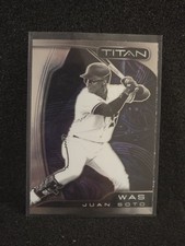 2022 Panini Chronicles - Titan Juan Soto #21 Holo Prizm