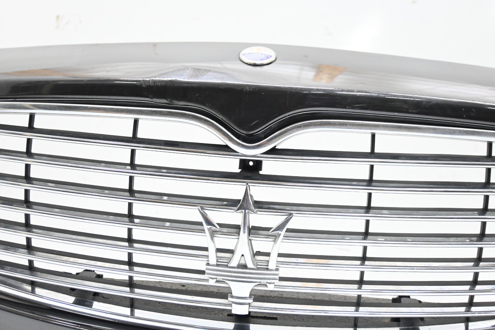 ⭐ 03-08 Maserati Quattroporte Front Bumper Cover Molding Grille Assembly Oem