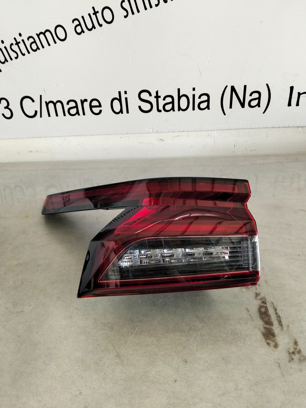 FANALE FANALINO POSTERIORE LATO SINISTRO NISSAN QASHQAI J12 2023