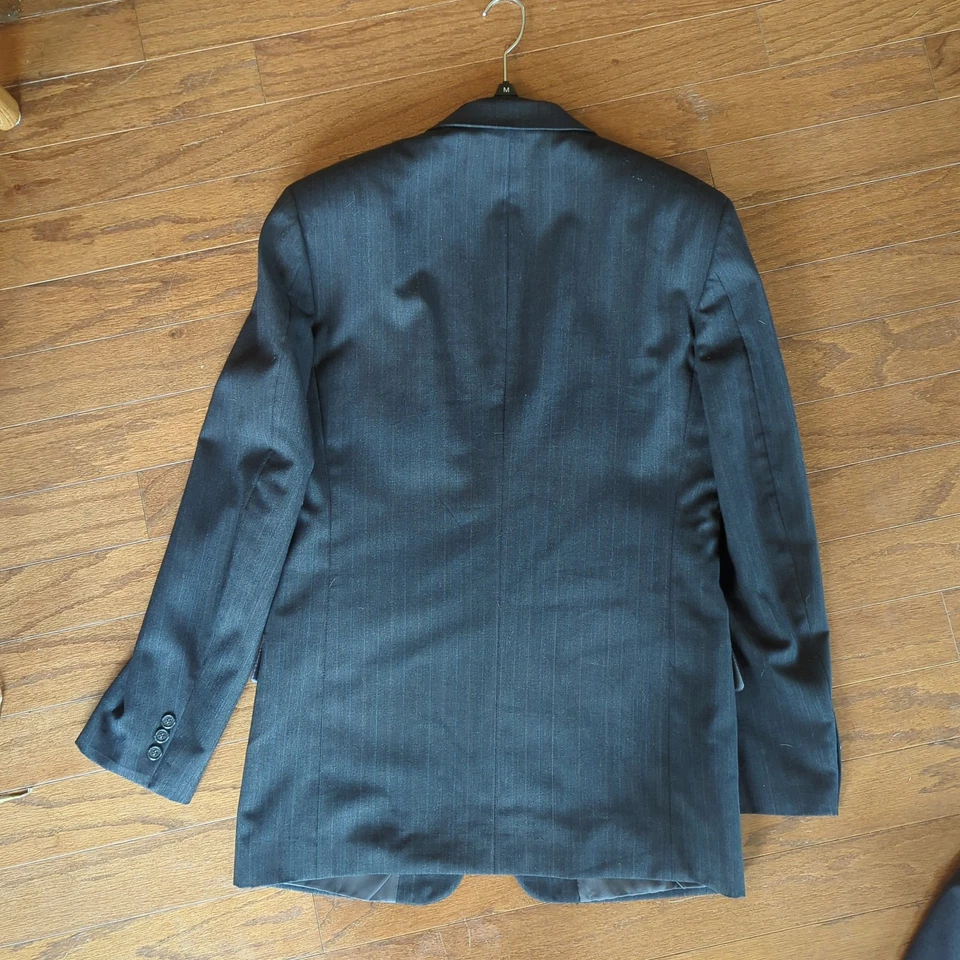 Cricketeer Men's Charcoal Wool Single-Breasted 2 Piece Suit Size 43R 31x33 - Image 3 of 4