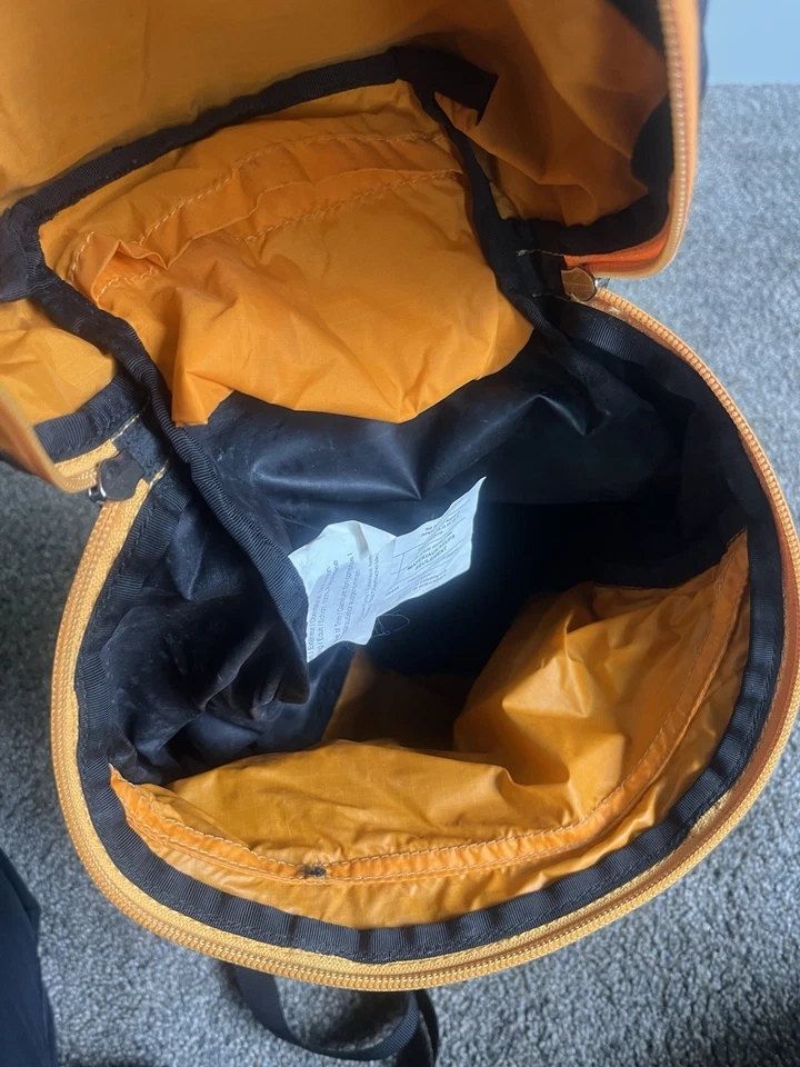 Arc'Teryx Cierzo 18 Hiking Backpack 18L Lightweight Black Used From Japan - Image 2 of 4