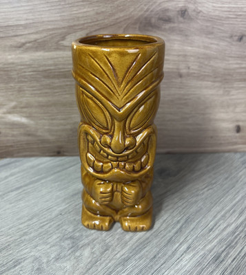 Tiki hellbraune Tasse 7 Zoll groß