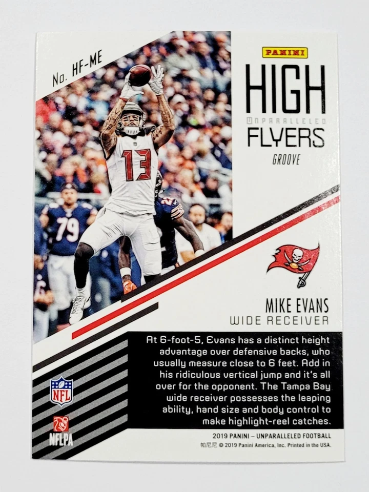 2019 Panini Unparalleled Mike Evans High Flyers Groove Parallel #4 Buccaneers - Image 2 of 2