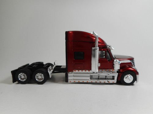 Brekina 1:87 International Lonestar rotmetallic Fertigmodell - Picture 2 of 6
