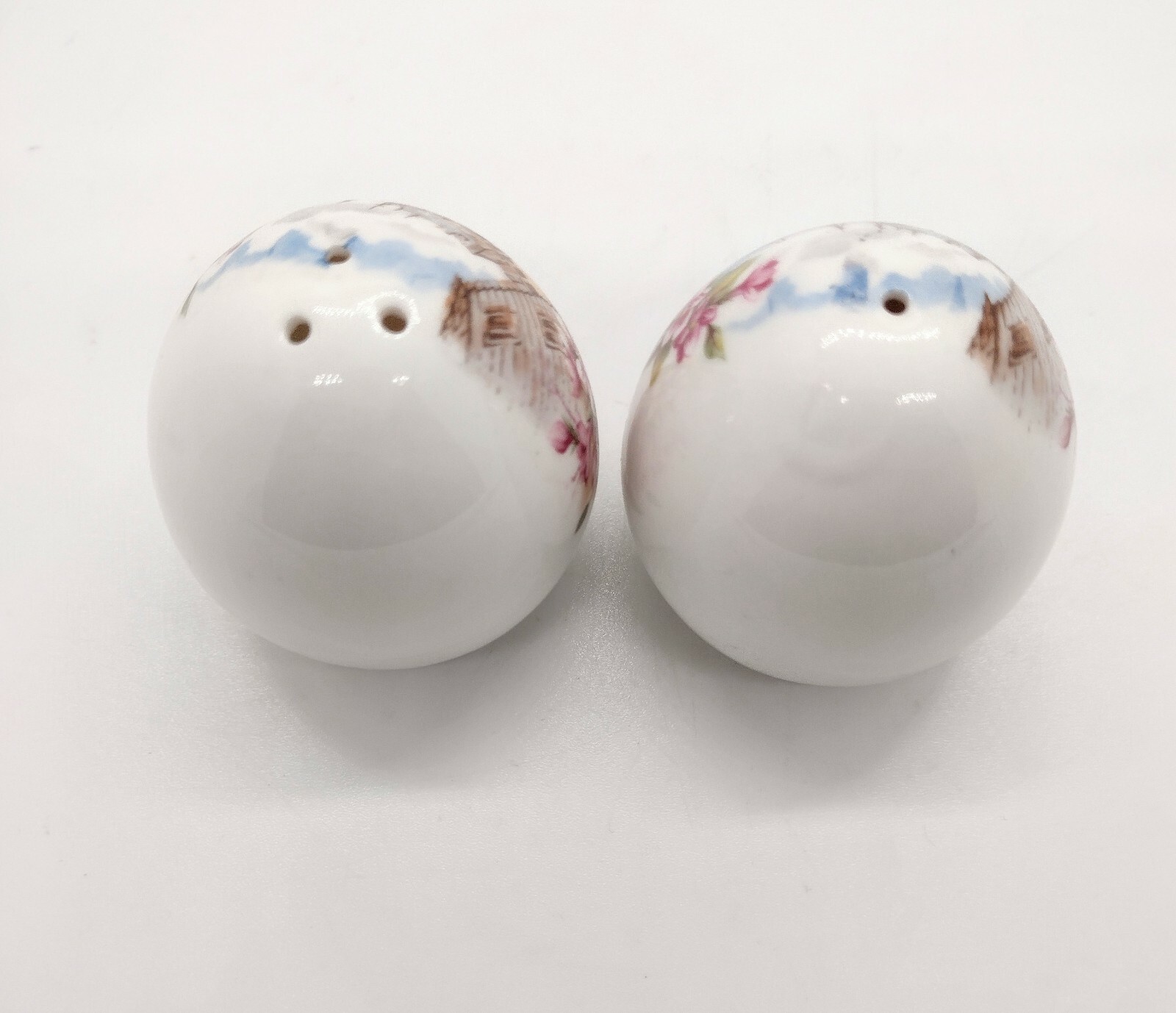 Vintage Sandford England Bone China Salt & Pepper Shakers Nova Scotia