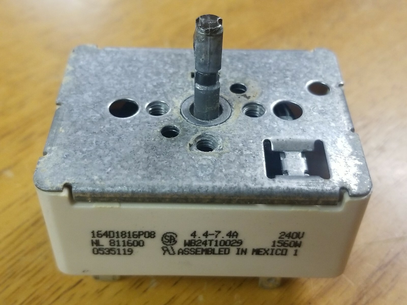 164D1816P08 GE Electric Stove Burner Switch FREE SHIPPING WB24T10029